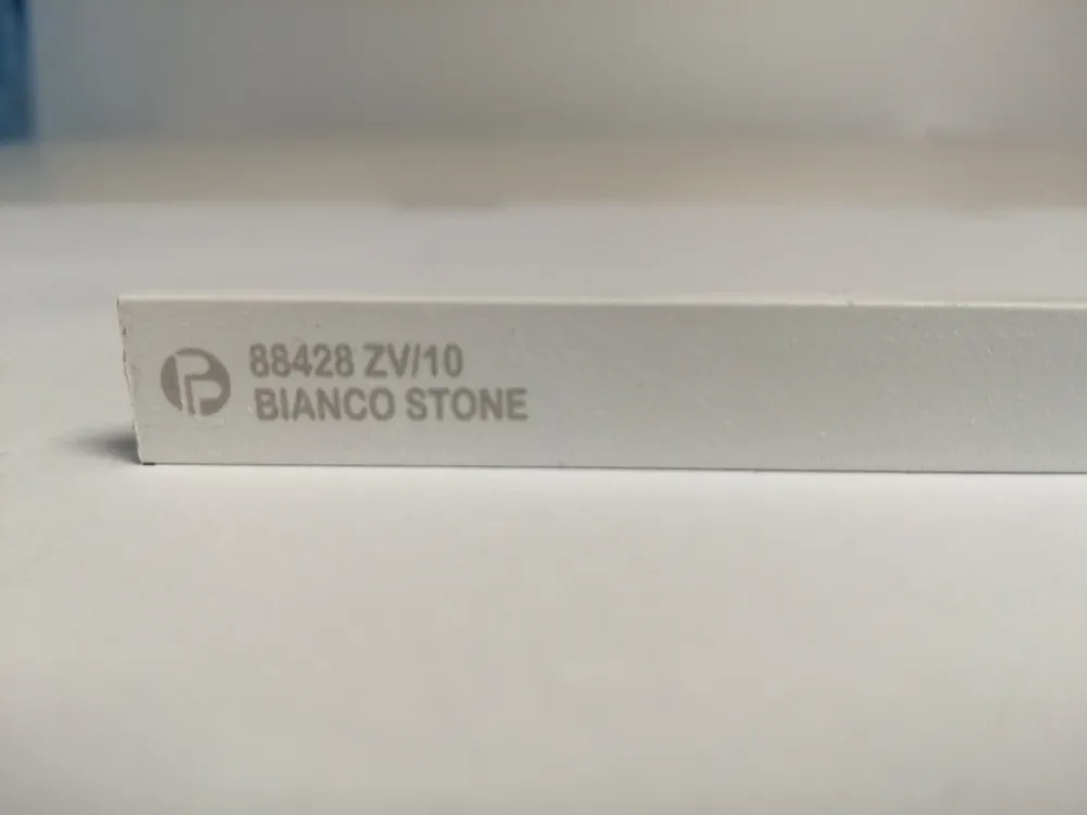 ZV/8 - profil pro venkovní roh, délka 270 cm, lakovaný hliník Trend Color Stone Bianco St. - bílá (88456) Op = Op